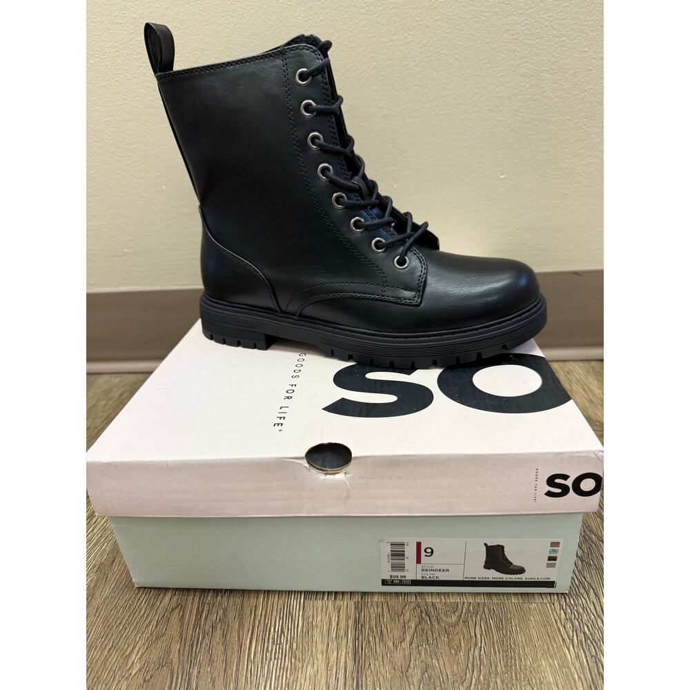 SO Reindeer Lace-Up Combat Boots | Size 9 | Black | New in Box